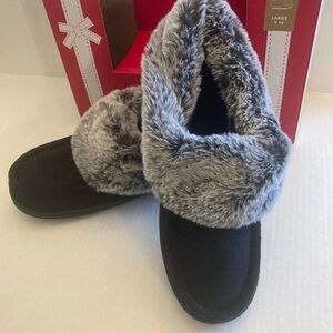 Charter Club Cozy Women's Black Slipper with Gray Faux-Fur Cuff